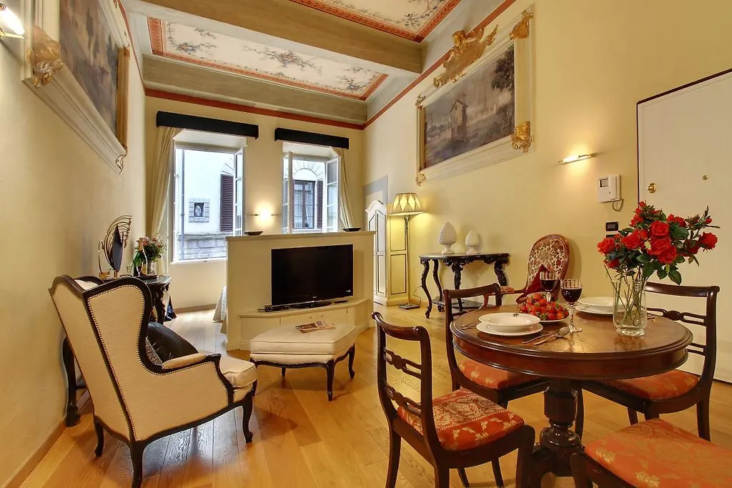Orlando Palace Apartments Firenze 0*,