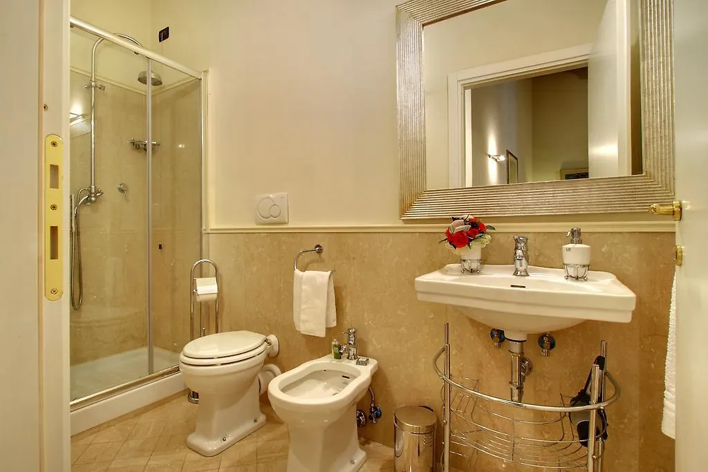 Orlando Palace Apartments Firenze Italia