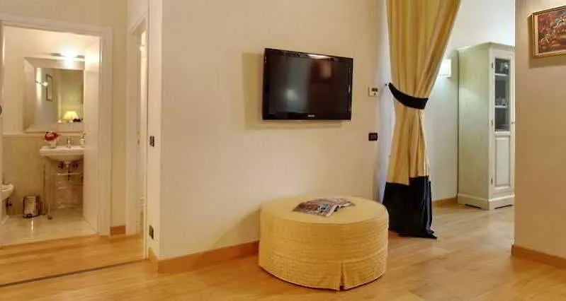 Orlando Palace Apartments Firenze 0*,  Italia